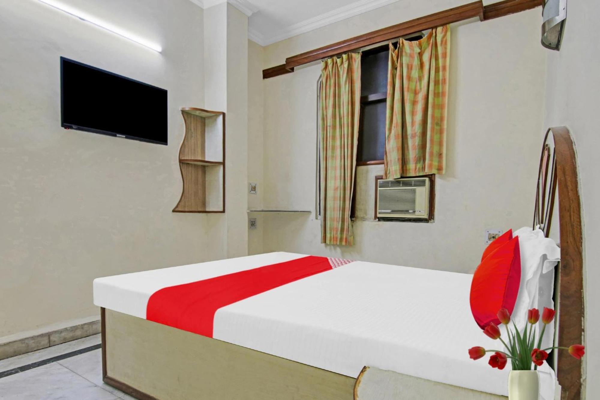 Hotel O Rak International New Delhi Buitenkant foto