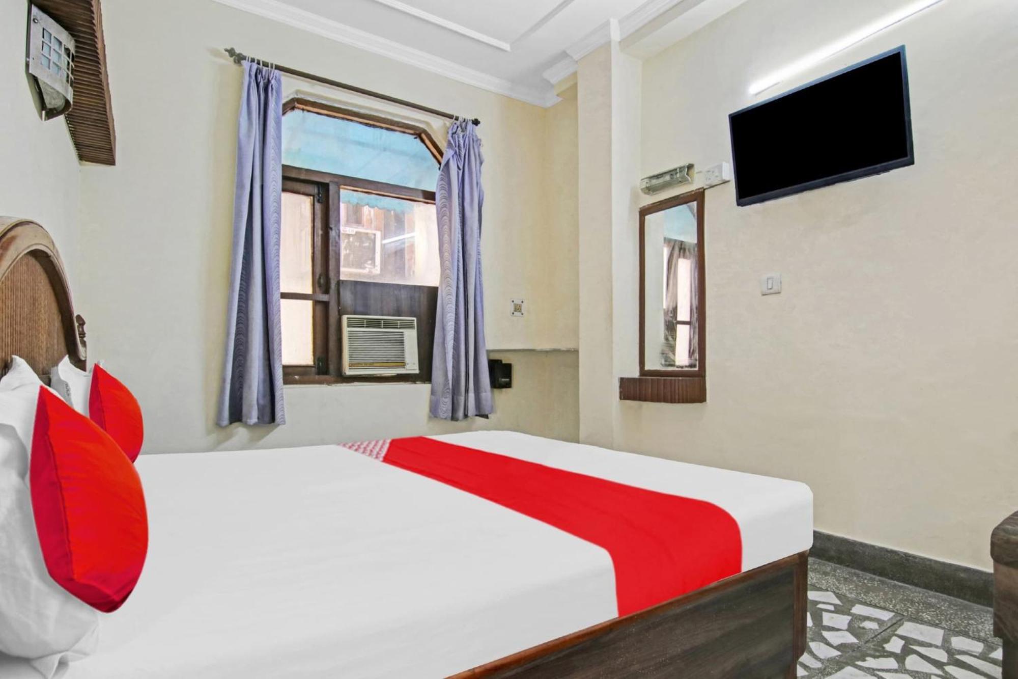 Hotel O Rak International New Delhi Buitenkant foto