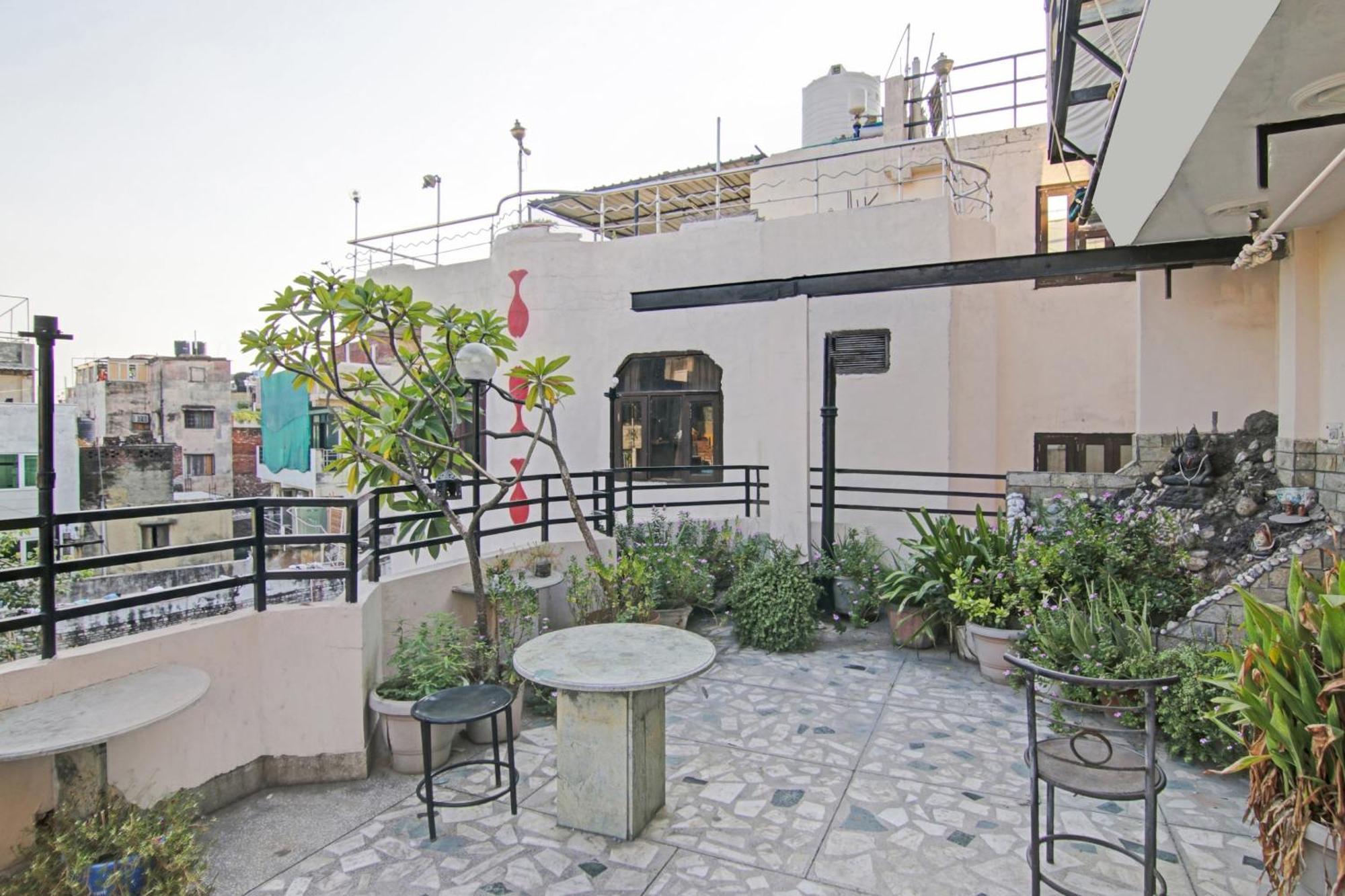 Hotel O Rak International New Delhi Buitenkant foto